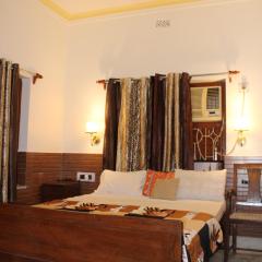 Kolkata Vintage Stay - 2BHK with Bengali Home Vibe