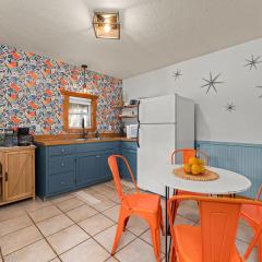 Orange Blossom Hideaway - Hot Tub & Fire Pit