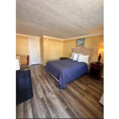 Central Myrtle Beach Stay Walk to Ocean