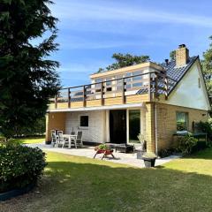Bungalow in Texel near Beach & Forest