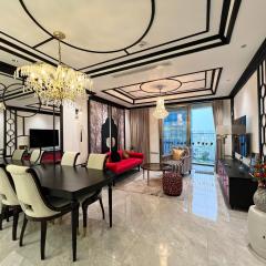 Deluxe Apartment - Midtown The Peak Phu My Hung