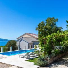 Villa Nina with pool - Kvarner by Villas Guide