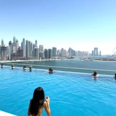 Palm Jumeirah, panoramic free pool,beach
