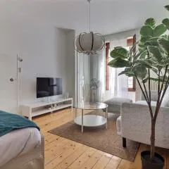 P&R, 2 room, cosy, heart of Eaux-Vives