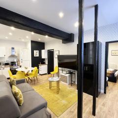 157 - Urban Coco Chanel Flat in Montorgueil