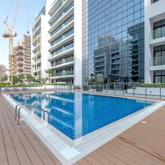 Vibrant Studio Your Perfect Stay Awaits