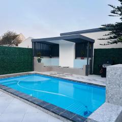 Entertainers delight near the beach & wine routes