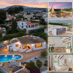 Villa Sunset Moraira mit eigenem Pool, Strandnähe, Klimaanlage, Heizung, Outdoor-Küche, Grill