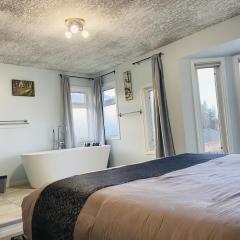 A beautiful 2 bedroom private home