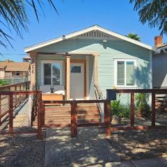 Charming Spacious Parking Steps From Downtown Family Friendly Conventions,Petco Park,Rady Shell, Gaslamp, Beaches, Zoo,Balboa Park