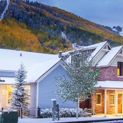 South Oak Retreat - convenient luxury by gondola!
