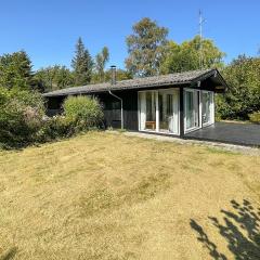 Beautiful Home In Gedser With Wifi