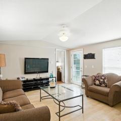 Desert Haven Cozy 2-Bedroom Mobile Home Near NMSU home