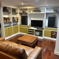 The oasis on 8 3 bedrooms lovely pet zone