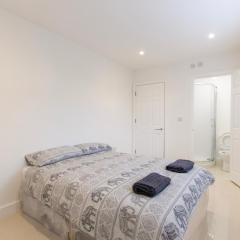 Radstock Road - Room 2a