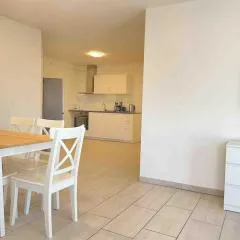 MAX117 moderne Monteurwohnung mit Balkon