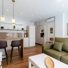 Estudio Triana Procurador Lux by TheGoodTourist