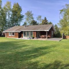 Holiday Home Aase - 950m from the sea by Interhome