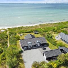 Holiday Home Elspeth - 25m from the sea by Interhome