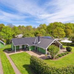 Holiday Home Esther - 500m from the sea by Interhome
