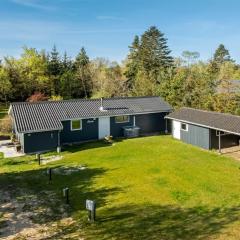 Holiday Home Suvi - 700m from the sea by Interhome