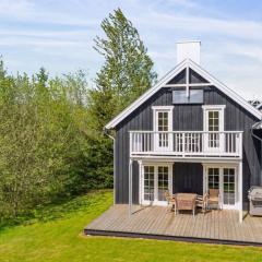 Holiday Home Tian by Interhome