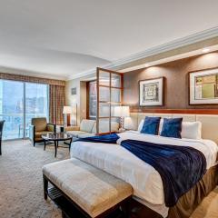 Signature- Balcony Strip View- High floor- NO parking fee