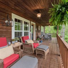 Riverfront Cabin in Crumpler-- Sleeps 6, 30 Mins to West Jefferson