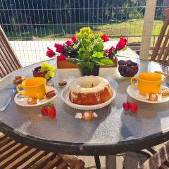 Econômico 02 Suítes - 08 Pessoas