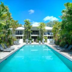 Oceanique - Absolute Beachfront Port Douglas