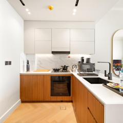 Luxe 1BR in JVC with Balcony and Dubai Marina View