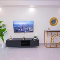 executive fully furnished apartments with luxurious facilities which features a breathtaking city views and close proximity to major shopping malls thus offering a high end lifestyle