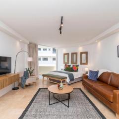 Elegant Serenity in heart of Seapoint