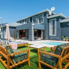 Luxury Family Villa - Big Bay - Blaauwberg Beach