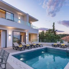 Villa Bougainvillea Boutique 3 by Villa Plus