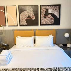 7 min walk to Dubai Mall & Burj Khalifa