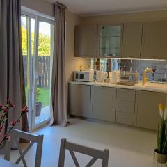 Deluxe Apartament z kuchnią i parkingiem na wyłączność