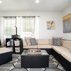 Cozy Corner Spacious Area Outdoor Lounges