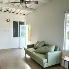 Casa Blanca Manuel Antonio A2, Central, Pool, Gated