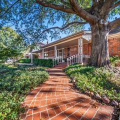 Expo 3BR, 3BA Timeless Tulsa 1940s Bungalow