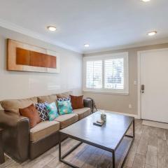 Mission Bay Getaway - Walk to the Water