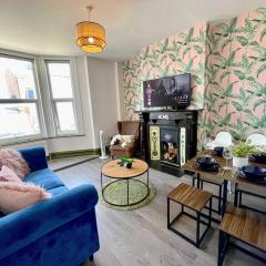 2-Bedroom Flat with Free Wifi near Shepherds Bush, O2 Shepherds Bush Empire, Westfield, White City