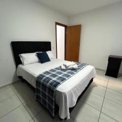 Apto N 02 no centro de Foz APENAS DOIS QUARTOS