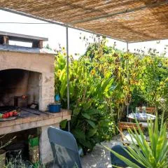 Stone House Harmony -Studio Apartment with Patio and Garden View 2