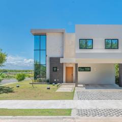 Welcome the most exclusive and private Villa