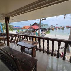 Family Guesthouse and Hostel