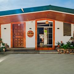 Family World Cabin House - Baguio City