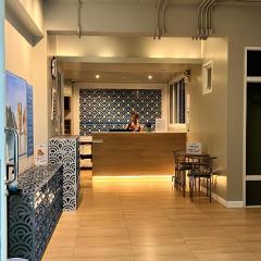 Friends Hostel - Phuket Airport