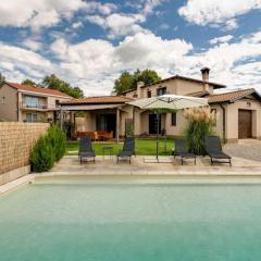 Villa with swimming pool and children's playground, in a quiet area - by Traveler Tourist agency Krk - ID 2686