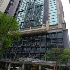 Binjai 8 Service Suites KLCC